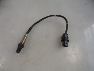 Gebruikte Lambda Sonde Renault Megane III Berline (BZ) 1.5 dCi 110 Prijs € 25,00 Margeregeling aangeboden door Autobedrijf Broekhuis B.V.