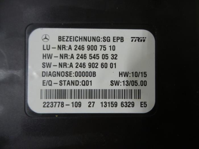 Computer Handrem van een Mercedes-Benz ML III (166) 3.0 ML-350 BlueTEC V6 24V 4-Matic 2013