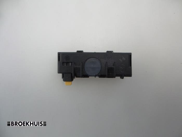 Sensor (overige) van een Mercedes-Benz ML III (166) 3.0 ML-350 BlueTEC V6 24V 4-Matic 2013