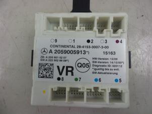 Gebruikte Module (diversen) Mercedes C (W205) C-350 e 2.0 16V Prijs € 45,00 Margeregeling aangeboden door Autobedrijf Broekhuis B.V.