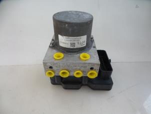 Gebruikte ABS Pomp Opel Astra K 1.6 CDTI 110 16V Prijs € 70,00 Margeregeling aangeboden door Autobedrijf Broekhuis B.V.