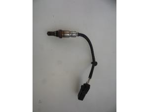Gebruikte Lambda Sonde Opel Astra K 1.6 CDTI 110 16V Prijs € 40,00 Margeregeling aangeboden door Autobedrijf Broekhuis B.V.