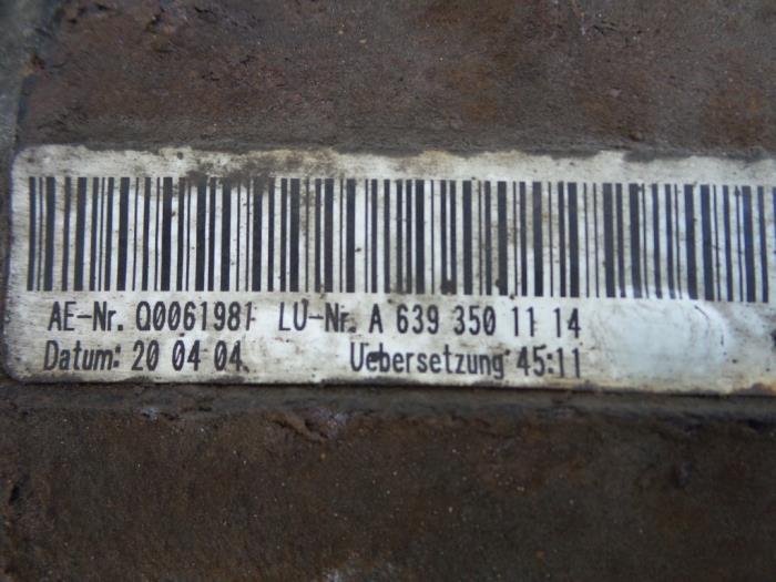 Differentieel achter van een Mercedes-Benz Vito (639.6) 2.2 109 CDI 16V 2004