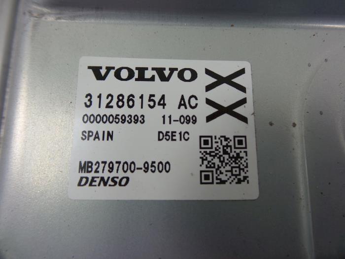 Inspuitcomputer van een Volvo XC60 I (DZ) 3.0 T6 24V AWD 2011