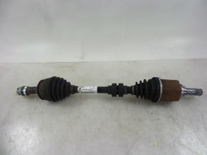 Gebruikte Cardanas links-voor (VWA) Renault Kadjar (RFEH) 1.2 Energy TCE 130 Prijs € 100,00 Margeregeling aangeboden door Autobedrijf Broekhuis B.V.