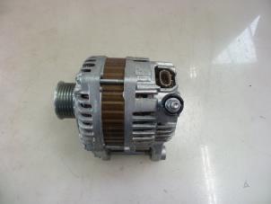 Gebruikte Dynamo Mazda CX-3 (DJ/DK) 2.0 SkyActiv-G 120 Prijs € 100,00 Margeregeling aangeboden door Autobedrijf Broekhuis B.V.