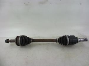 Gebruikte Cardanas links-voor (VWA) Toyota Verso 1.6 16V VVT-i Prijs € 45,00 Margeregeling aangeboden door Autobedrijf Broekhuis B.V.