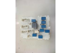 Gebruikte Zekeringkast Suzuki Vitara (LY/MY) 1.6 16V DDiS AllGrip Prijs € 50,00 Margeregeling aangeboden door Autobedrijf Broekhuis B.V.