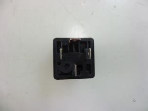 Gebruikte Relais Suzuki Vitara (LY/MY) 1.6 16V DDiS AllGrip Prijs € 5,00 Margeregeling aangeboden door Autobedrijf Broekhuis B.V.