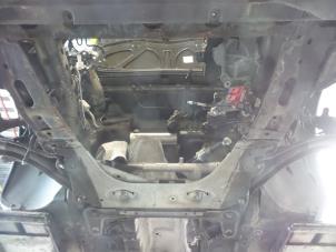 Gebruikte Subframe Renault Clio III (BR/CR) 1.2 16V 75 Prijs € 50,00 Margeregeling aangeboden door Autobedrijf Broekhuis B.V.