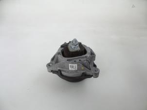 Gebruikte Motorrubber BMW 1 serie (F20) 118d 2.0 16V Prijs € 25,00 Margeregeling aangeboden door Autobedrijf Broekhuis B.V.