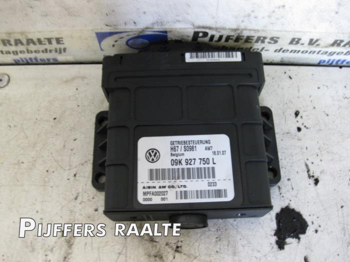 Gebruikte Computer Automatische Bak Volkswagen Transporter T5 2.5 TDi Prijs € 150,00 Margeregeling aangeboden door Pijffers B.V. Raalte
