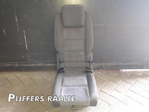 Gebruikte Voorstoel midden Volkswagen Touran (1T3) 1.4 16V TSI 140 Prijs € 50,00 Margeregeling aangeboden door Pijffers B.V. Raalte