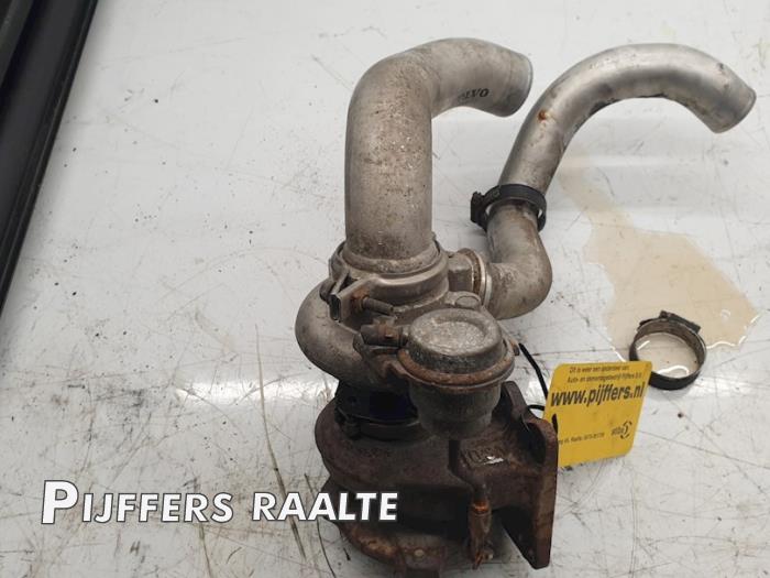 Gebruikte G-lader Volvo S80 (TR/TS) 2.8 T6 24V Prijs € 150,00 Margeregeling aangeboden door Pijffers B.V. Raalte
