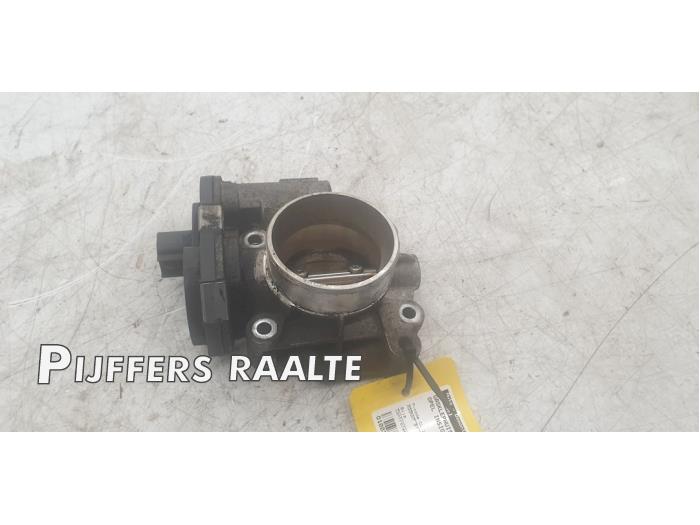 Gebruikte Gasklephuis Opel Insignia 2.0 Turbo 16V 4x4 Ecotec Prijs € 45,00 Margeregeling aangeboden door Pijffers B.V. Raalte