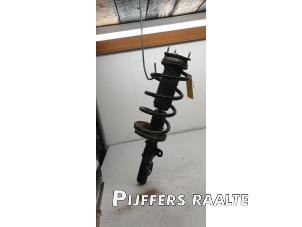 Gebruikte Schokdemper links-voor Ford Transit Custom 2.2 TDCi 16V FWD Prijs € 60,00 Margeregeling aangeboden door Pijffers B.V. Raalte