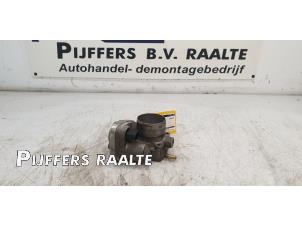 Gebruikte Gasklephuis Renault Modus/Grand Modus (JP) 1.6 16V Prijs € 35,00 Margeregeling aangeboden door Pijffers B.V. Raalte