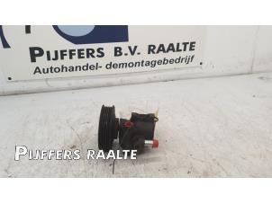 Gebruikte Stuurbekrachtiging Pomp Volkswagen Polo III (6N1) 1.4i 60 Prijs € 20,00 Margeregeling aangeboden door Pijffers B.V. Raalte