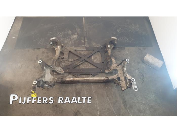 Gebruikte Subframe Audi S5 Cabriolet (8F7) S5 3.0 TFSI V6 24V Quattro Prijs € 75,00 Margeregeling aangeboden door Pijffers B.V. Raalte