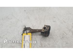 Gebruikte Zuiger BMW 1 serie (E87/87N) 118i 16V Prijs € 100,00 Margeregeling aangeboden door Pijffers B.V. Raalte