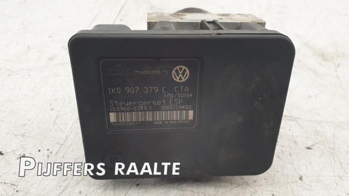 Gebruikte ABS Pomp Audi A3 Sportback Quattro (8PA) 3.2 V6 24V Prijs € 250,00 Margeregeling aangeboden door Pijffers B.V. Raalte
