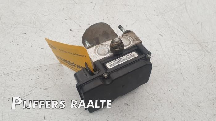 Gebruikte ABS Pomp Citroen Jumper (U9) 3.0 HDi 160 Euro 4 Prijs € 75,00 Margeregeling aangeboden door Pijffers B.V. Raalte