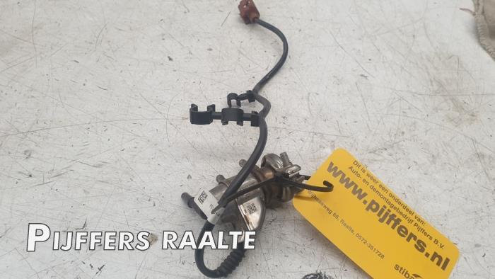 Gebruikte Adblue injector Volkswagen Tiguan (AD1) 2.0 TDI 16V 4Motion Prijs € 50,00 Margeregeling aangeboden door Pijffers B.V. Raalte
