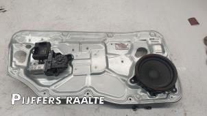 Gebruikte Ruitmechaniek 4Deurs links-voor Volvo XC70 (BZ) 2.0 D3 20V Prijs € 25,00 Margeregeling aangeboden door Pijffers B.V. Raalte