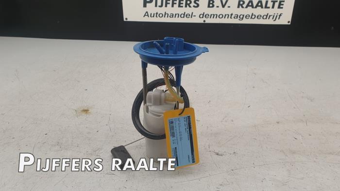 Gebruikte Tank element Pomp Volkswagen Up! (121) 1.0 MPI 12V Prijs € 50,00 Margeregeling aangeboden door Pijffers B.V. Raalte