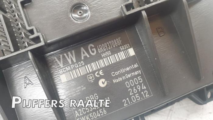 Module Bodycontrol van een Volkswagen Polo V (6R) 1.2 TSI 2012