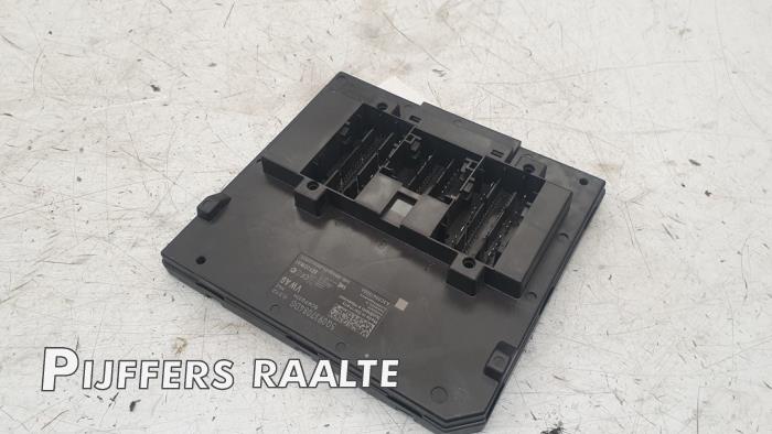 Gebruikte Bodycontrol Module Volkswagen Crafter (SY) 2.0 TDI 4Motion Prijs € 181,50 Inclusief btw aangeboden door Pijffers B.V. Raalte