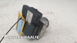 Gebruikte ABS Pomp Volkswagen Crafter (SY) 2.0 TDI 4Motion Prijs € 598,95 Inclusief btw aangeboden door Pijffers B.V. Raalte