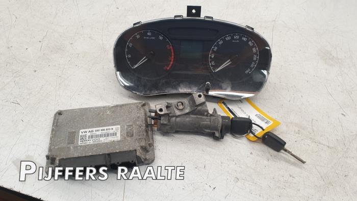 Gebruikte Kontaktslot + computer Skoda Fabia II (5J) 1.2i Prijs € 150,00 Margeregeling aangeboden door Pijffers B.V. Raalte