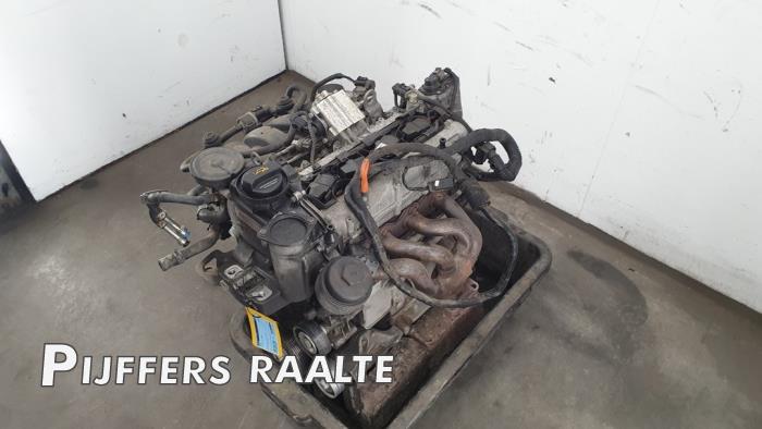 Gebruikte Motor Volkswagen Golf V (1K1) 1.6 FSI 16V Prijs € 500,00 Margeregeling aangeboden door Pijffers B.V. Raalte