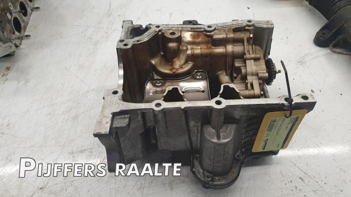 Gebruikte Carterpan Nissan Note (E12) 1.2 68 Prijs € 90,00 Margeregeling aangeboden door Pijffers B.V. Raalte
