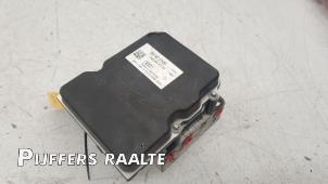 Gebruikte ABS Pomp Audi A4 (B8) 2.0 TDI 16V Prijs € 170,00 Margeregeling aangeboden door Pijffers B.V. Raalte