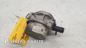 Gebruikte Vacuumpomp (Diesel) Renault Kadjar (RFEH) 1.5 dCi DPF Prijs € 25,00 Margeregeling aangeboden door Pijffers B.V. Raalte