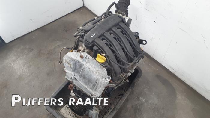 Gebruikte Motor Renault Megane III Berline (BZ) 1.6 16V Prijs € 899,00 Margeregeling aangeboden door Pijffers B.V. Raalte