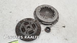 Gebruikte Koppelingsset (compleet) Citroen Nemo (AA) 1.4 HDi 70 Prijs € 100,00 Margeregeling aangeboden door Pijffers B.V. Raalte