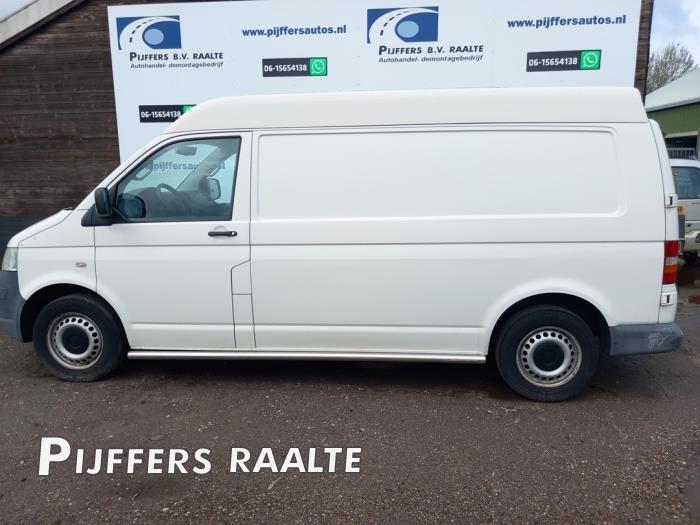 Portier 2Deurs links van een Volkswagen Transporter T5 2.5 TDi PF 2009