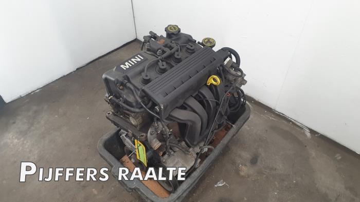 Motor van een MINI Mini One/Cooper (R50) 1.6 16V One 2003
