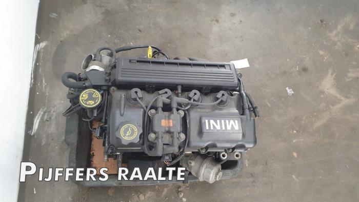 Motor van een MINI Mini One/Cooper (R50) 1.6 16V One 2003