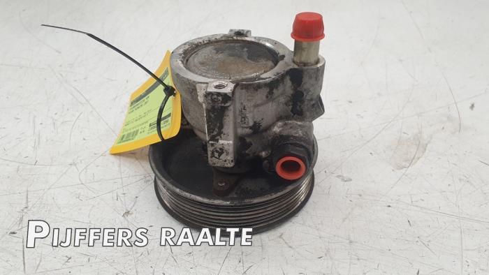 Gebruikte Pomp Servo Nissan Primastar 2.0 dCi 120 Prijs € 50,00 Margeregeling aangeboden door Pijffers B.V. Raalte