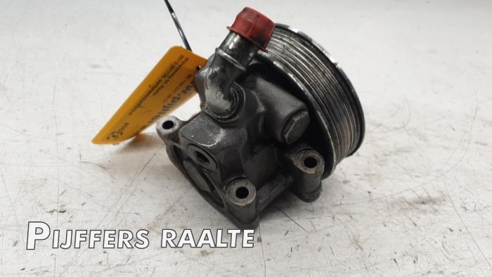 Stuurbekrachtiging Pomp van een Ford Transit 2.4 TDCi 16V 2007