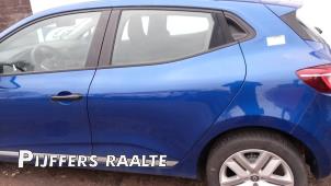 Gebruikte Portier 4Deurs links-achter Renault Clio V (RJAB) 1.0 SCe 65 12V Prijs € 603,79 Inclusief btw aangeboden door Pijffers B.V. Raalte