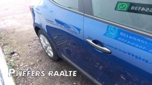 Gebruikte Portier 4Deurs rechts-achter Renault Clio V (RJAB) 1.0 SCe 65 12V Prijs € 603,79 Inclusief btw aangeboden door Pijffers B.V. Raalte
