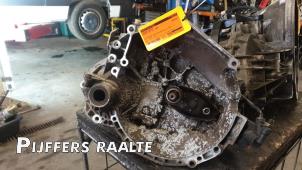 Gebruikte Versnellingsbak Peugeot 207/207+ (WA/WC/WM) 1.4 Prijs € 199,00 Margeregeling aangeboden door Pijffers B.V. Raalte