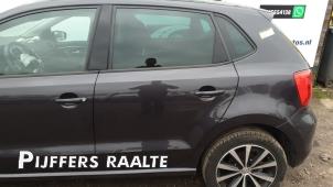 Gebruikte Portier 4Deurs links-achter Volkswagen Polo V (6R) 1.2 TSI 16V BlueMotion Technology Prijs € 423,50 Inclusief btw aangeboden door Pijffers B.V. Raalte