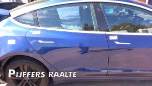 Gebruikte Portier 4Deurs rechts-achter Tesla Model 3 EV AWD Prijs € 907,50 Inclusief btw aangeboden door Pijffers B.V. Raalte