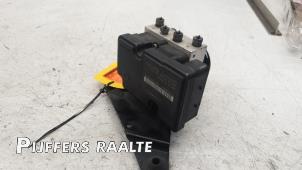 Gebruikte ABS Pomp Peugeot 206+ (2L/M) 1.4 XS Prijs € 175,00 Margeregeling aangeboden door Pijffers B.V. Raalte